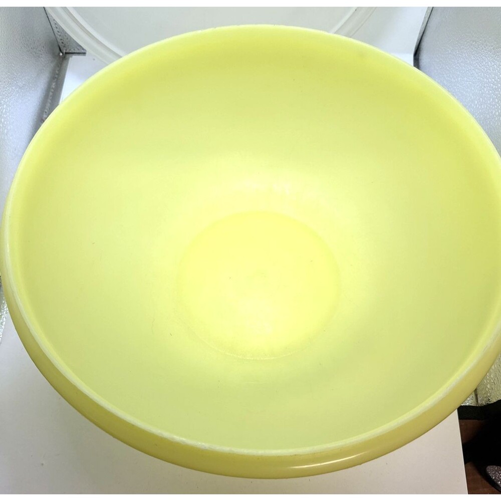 VTG Tupperware Yellow Fix N Mix Bowl 274 Sheer Lid 224 Large 26 Cup Holiday Meal - Picture 9 of 10